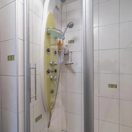 Large In The Vacation Center Whirlpool Diemtigen
