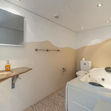Large In The Vacation Center Whirlpool Holiday home *