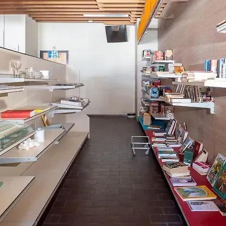 Dom wakacyjny Large In The Vacation Center Whirlpool *