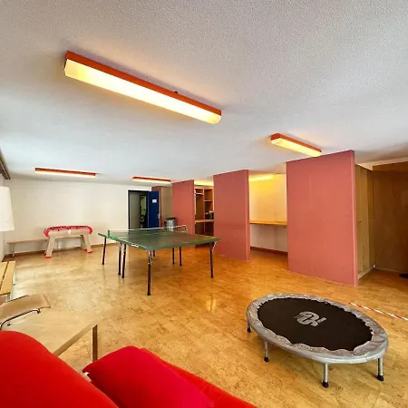 Large In The Vacation Center Whirlpool Tatil Evi Diemtigen