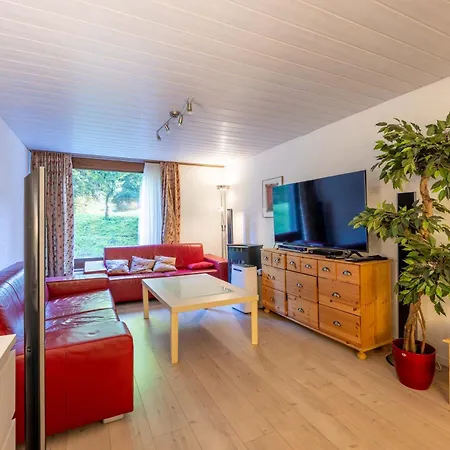 Dom wakacyjny Large In The Vacation Center Whirlpool *