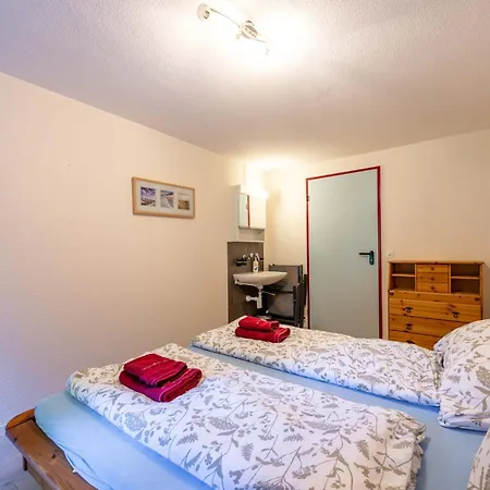 Prázdninový dům Large In The Vacation Center Whirlpool Diemtigen