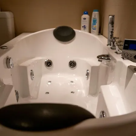 Vakantiehuis Large In The Vacation Center Whirlpool *