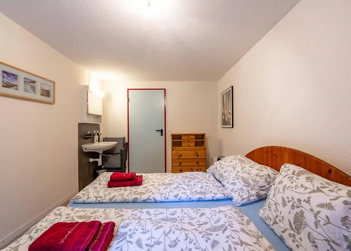 Casa vacanze Large In The Vacation Center Whirlpool Diemtigen